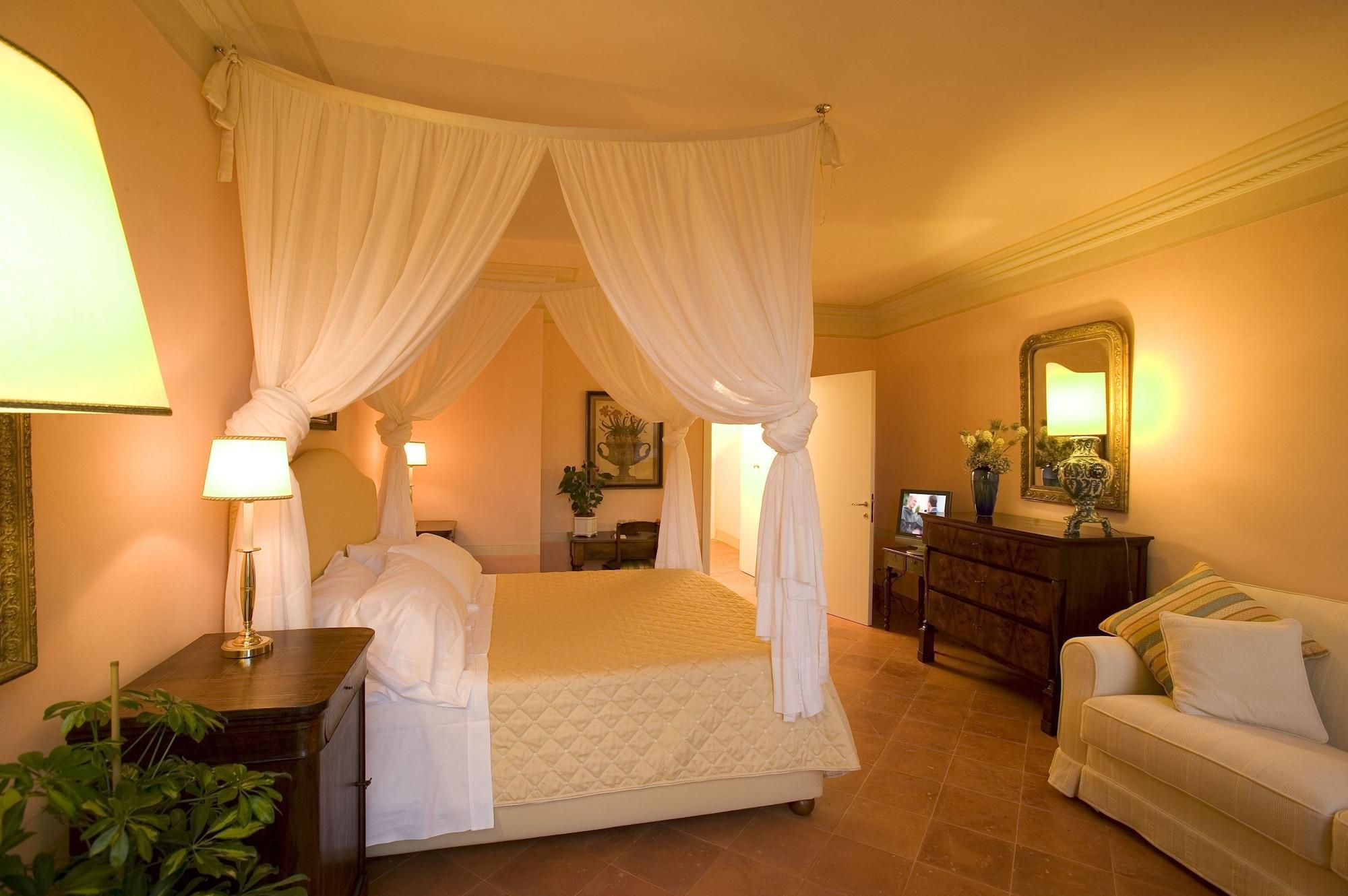 Bed and Breakfast Residenza D'Epoca Campo Regio Relais Сиена Экстерьер фото