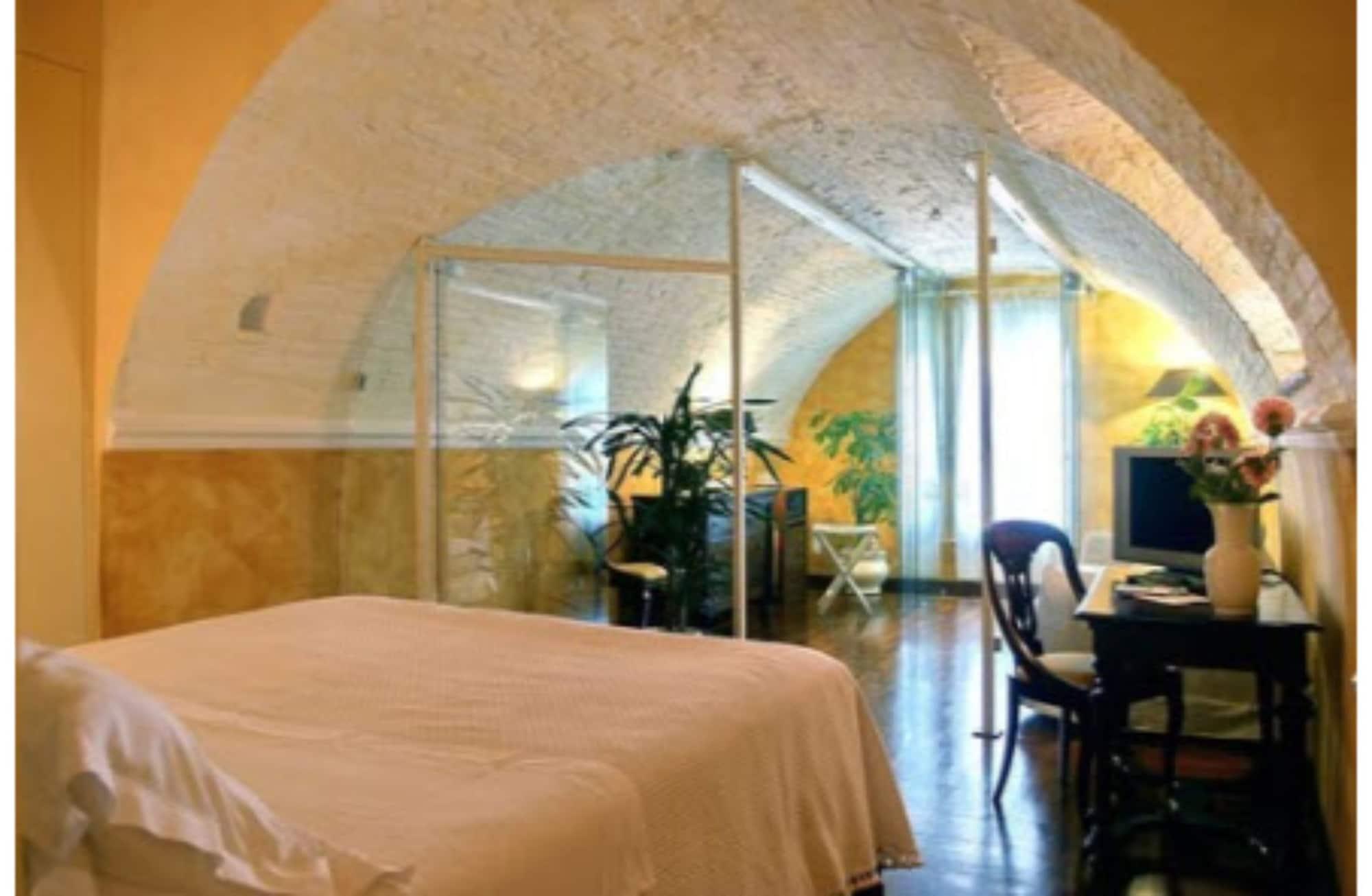 Bed and Breakfast Residenza D'Epoca Campo Regio Relais Сиена Экстерьер фото